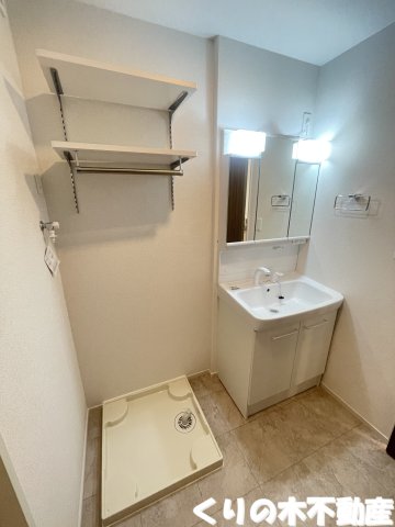 洗面設備　広い洗面スペース