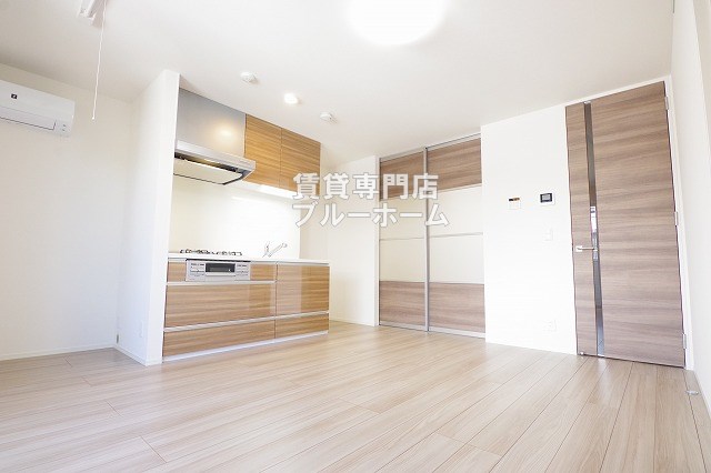 居室・リビング　10.3帖の広いリビング！