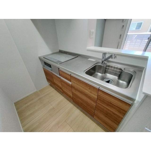 キッチン　ＩＨコンロ付き