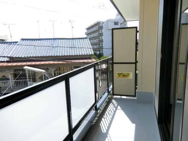 バルコニー　南向きバルコニー！