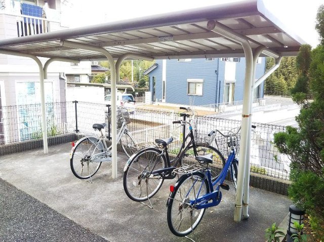 その他　駐輪場完備