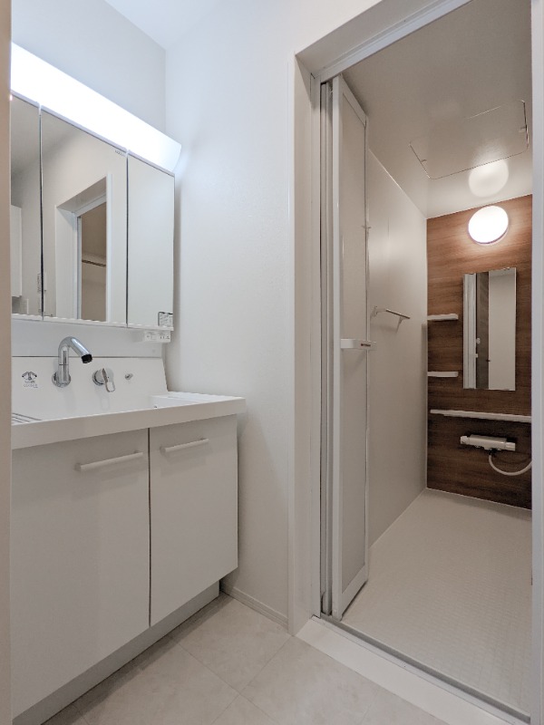 洗面設備　図面と現状に相違がある場合には現状を優先