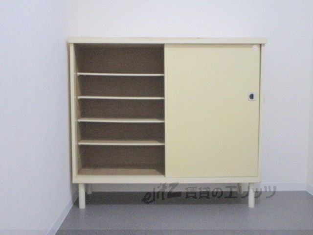 その他設備　下駄箱