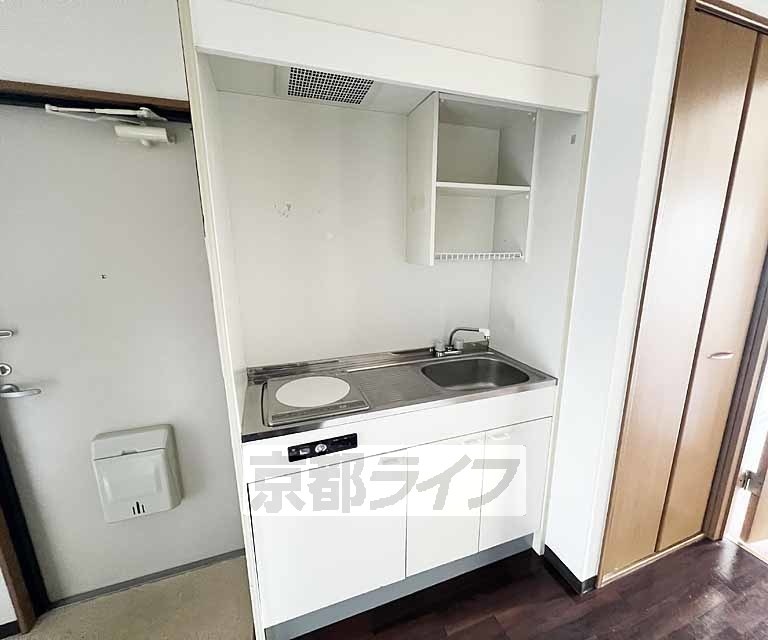 キッチン　ＩＨコンロ付きのキッチン