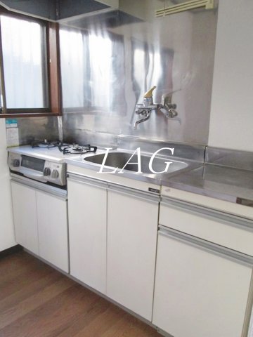 キッチン　キッチンです。