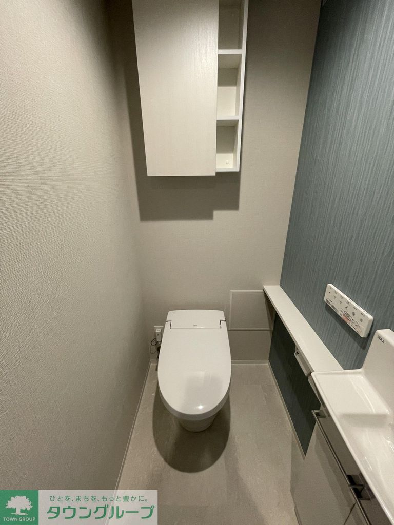 トイレ　キッチン