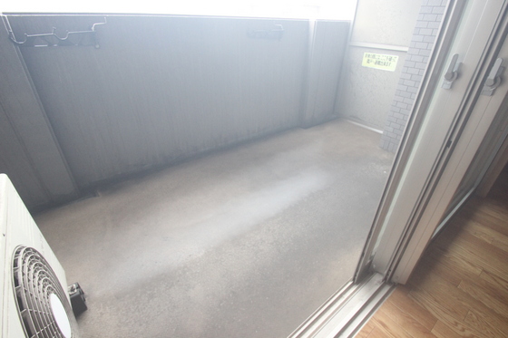 バルコニー　※別号室の写真です