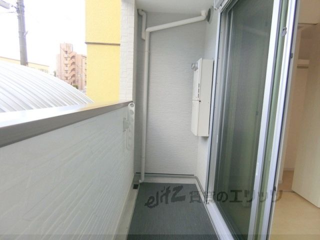 バルコニー　ベランダ