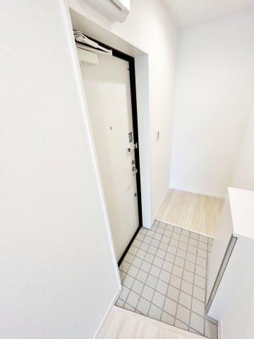 玄関　シューズボックス付きの玄関♪