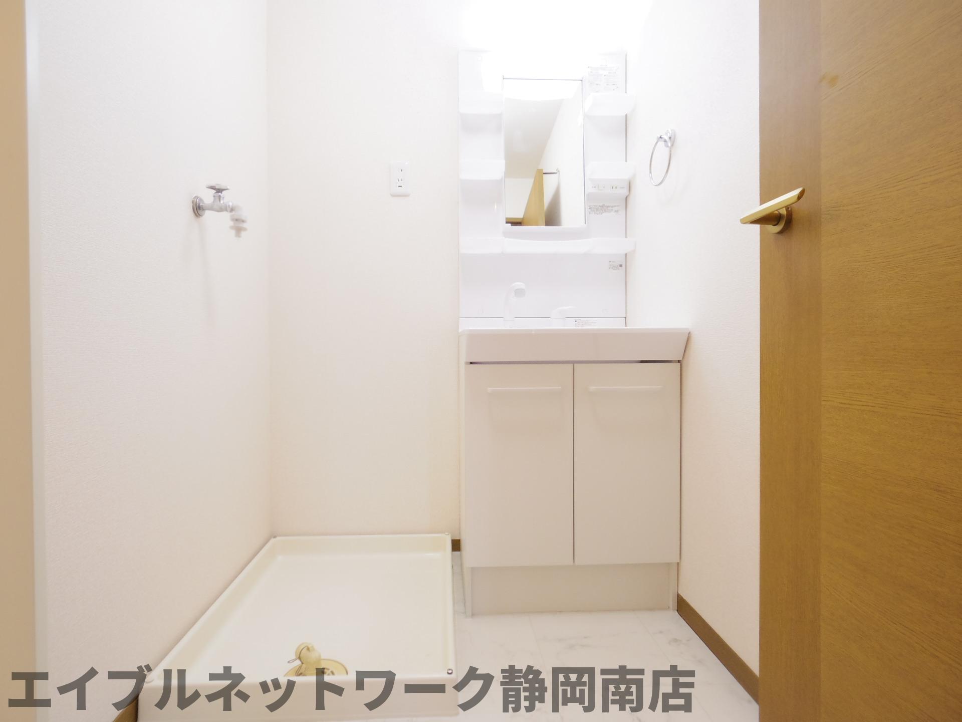 洗面設備　忙しい朝には欠かせない洗面所です