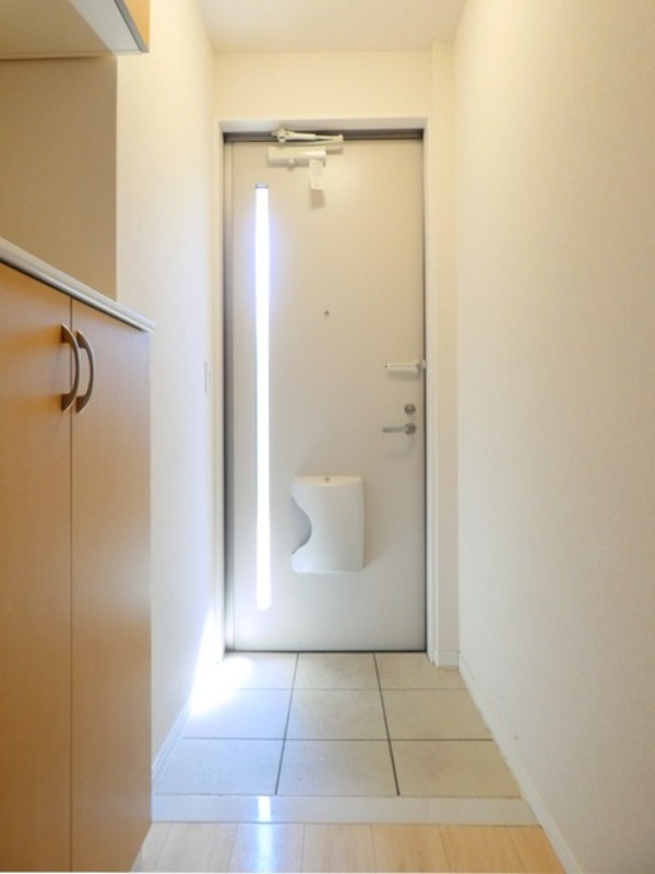 玄関　図面と現状に相違がある場合には現状を優先