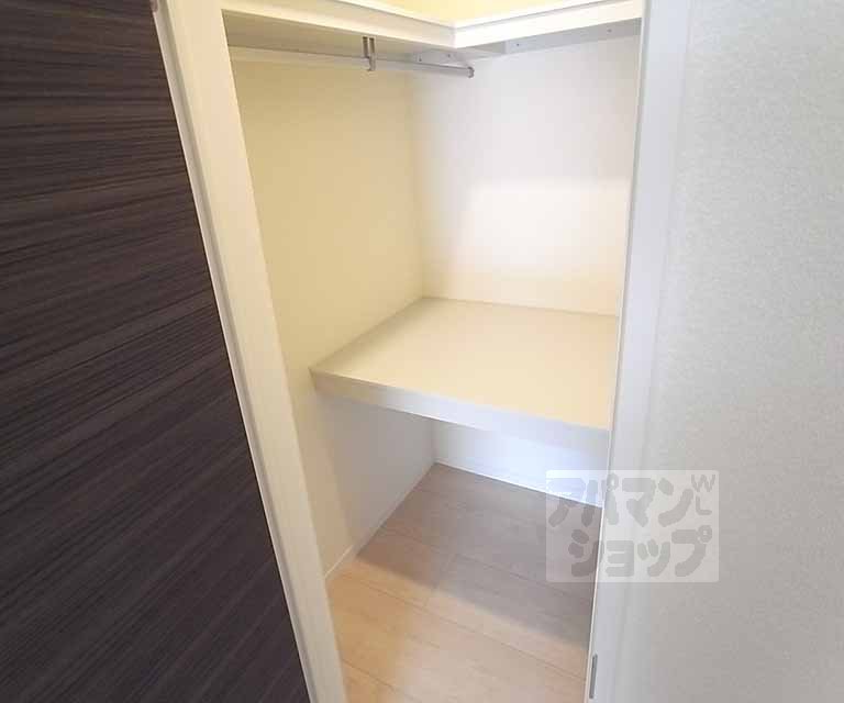 収納　ウォークインクローゼット