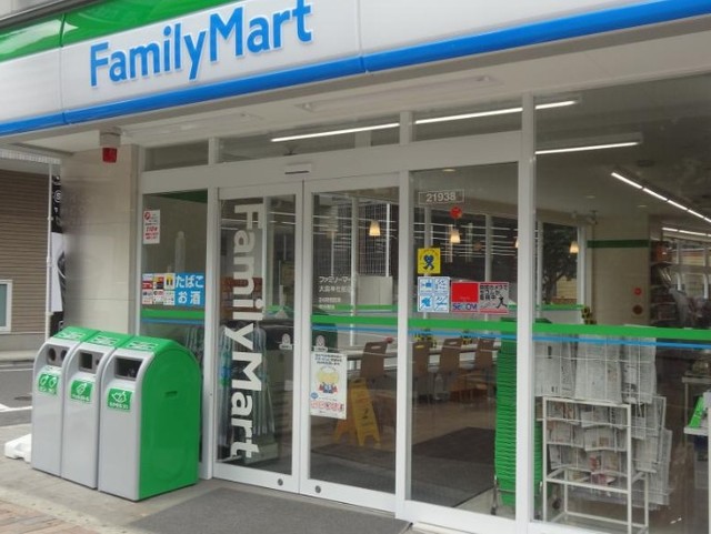 コンビニ　ファミリーマート大鳥神社前店（コンビニ）まで683m