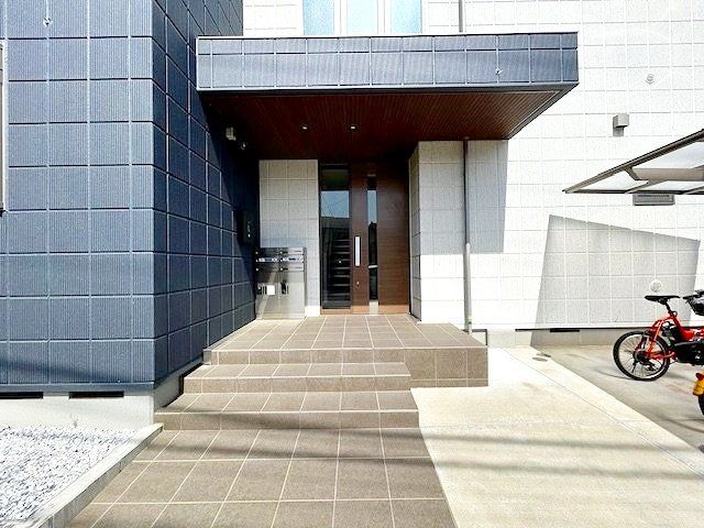 エントランス　エントランス