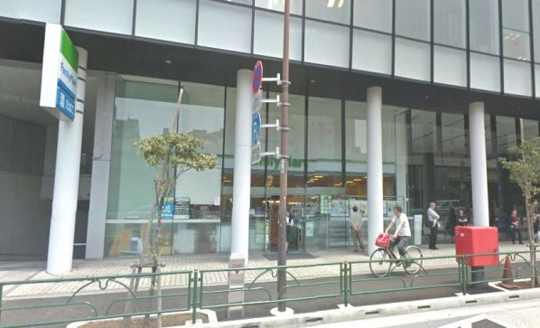 コンビニ　ファミリーマート南麻布三丁目店（コンビニ）まで316m