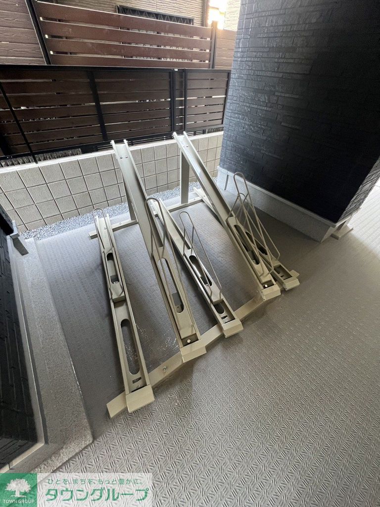 駐車場　バルコニー