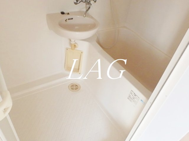 バス・シャワールーム　お風呂です。