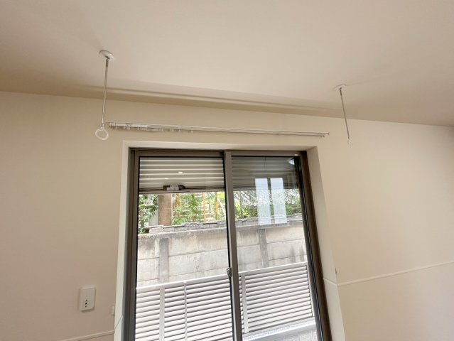 その他設備　★電動シャッター　室内物干しフック★