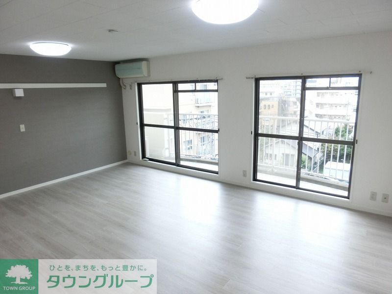 居室・リビング　★お部屋探しは株式会社タウンハウジング東京まで★