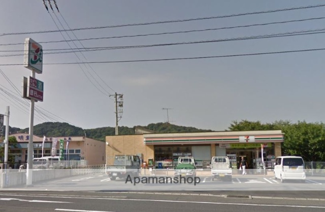 コンビニ　セブンイレブン（コンビニ）まで1565m