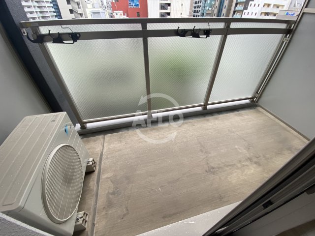 バルコニー　エスリード本町レジデンス　バルコニー