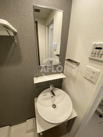 洗面設備　エスリード本町レジデンス　独立洗面化粧台