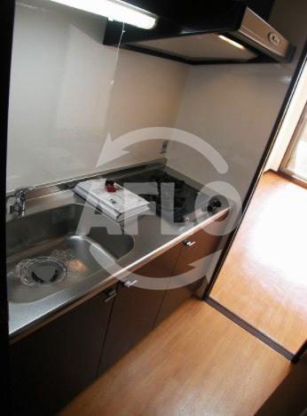 キッチン　グランシス難波西　2口ガスシステムキッチン