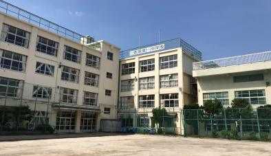 中学校　荏原第一中学校（中学校）まで629m