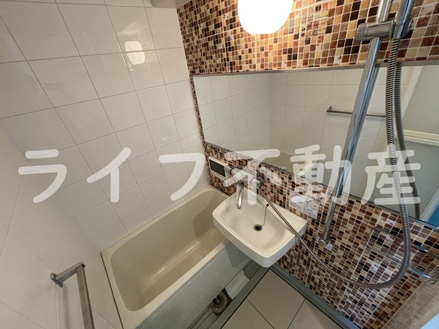 バス・シャワールーム　日々の疲れを癒すお風呂付です