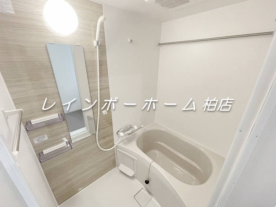 バス・シャワールーム　同施工。参考写真。