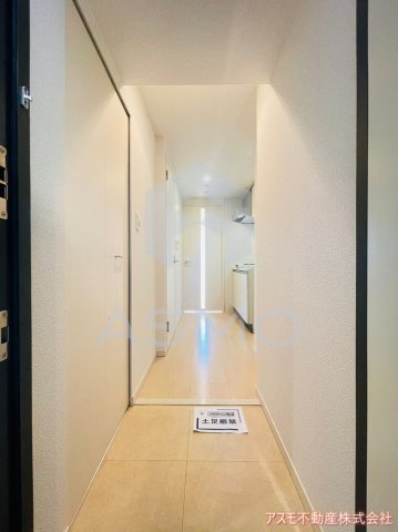 玄関　同マンション別部屋　参考写真