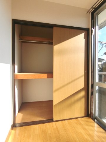 収納　クローゼット