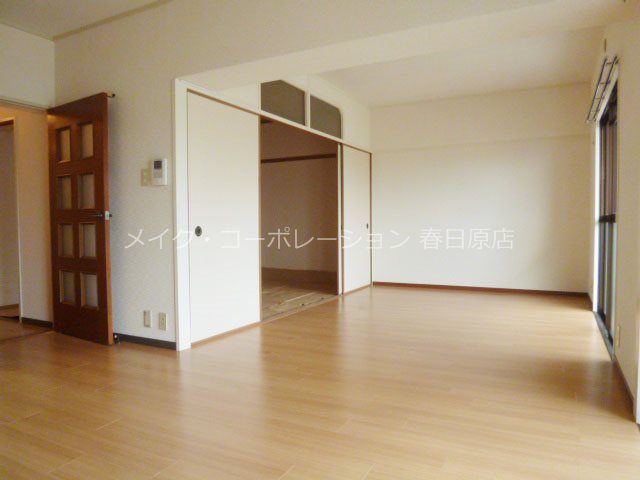 居室・リビング　写真は同型タイプ