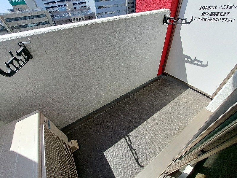 バルコニー　別のフロアのお部屋の写真になります