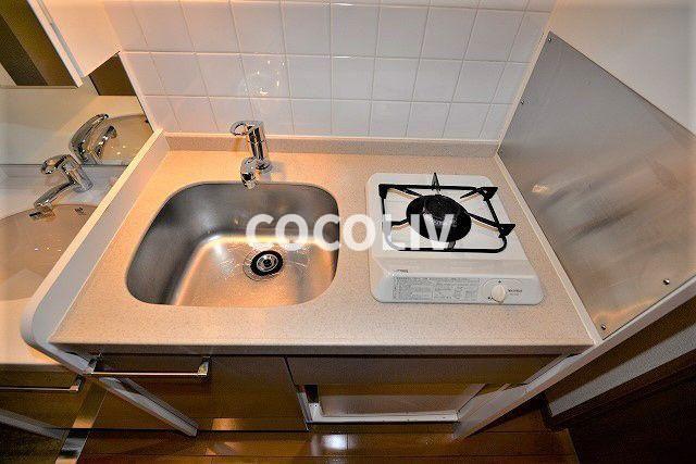 キッチン　同物件別部屋写真