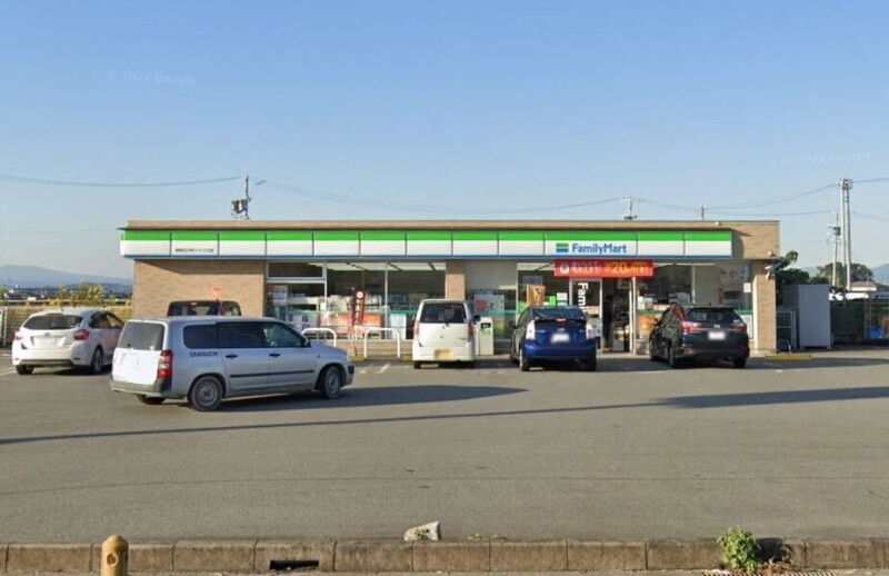 コンビニ　ファミリーマート明和23号バイパス店（コンビニ）まで1595m
