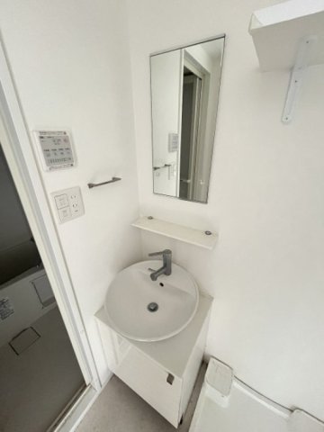 洗面設備　参考写真
