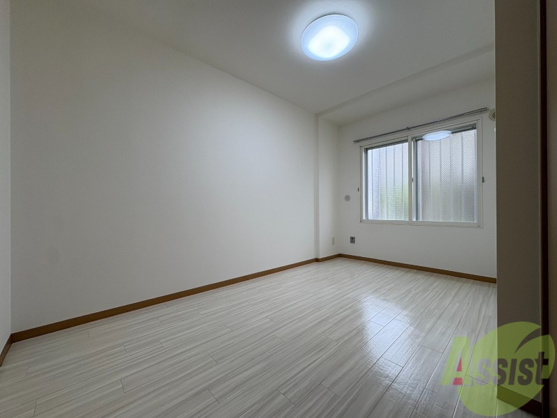 その他部屋・スペース　洋室です。広々として、きれいですね。