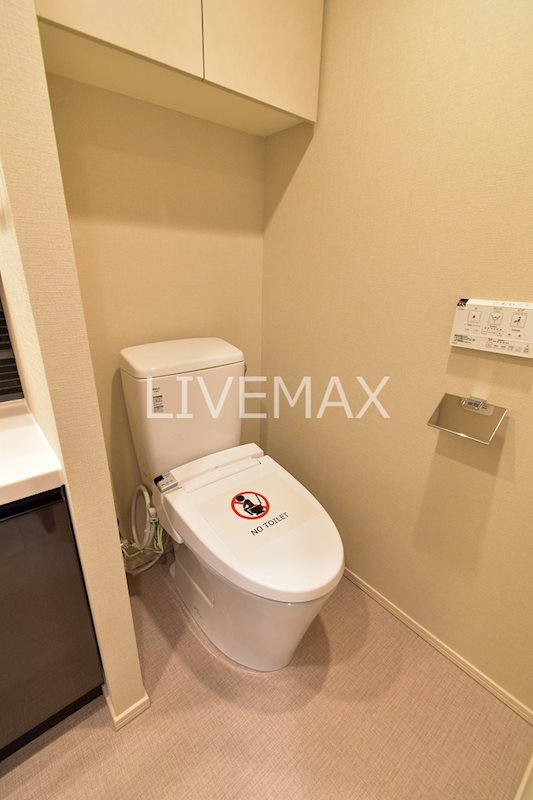 トイレ　別号室参考写真