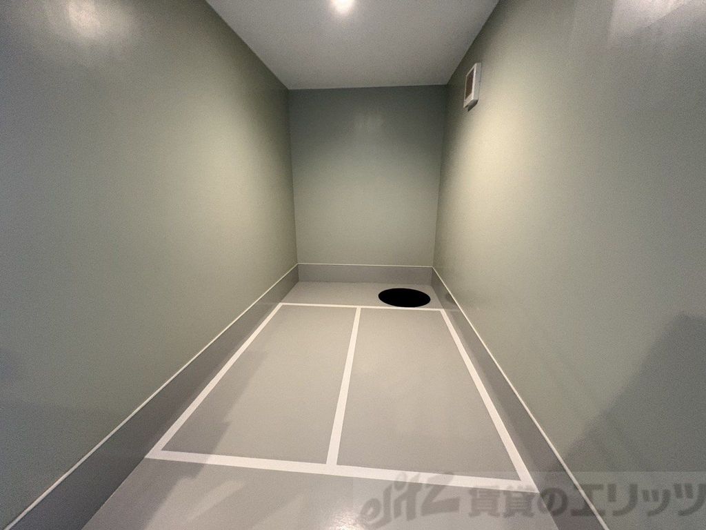 駐車場　キッチン