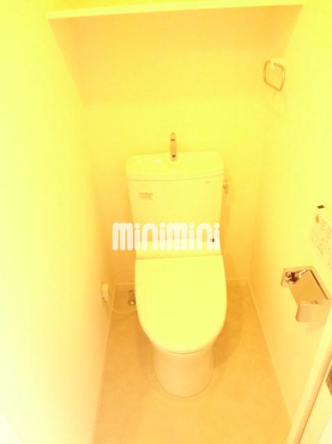 トイレ　お風呂、トイレ別で清潔感があります