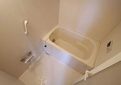バス・シャワールーム　別部屋の画像を使用しております。