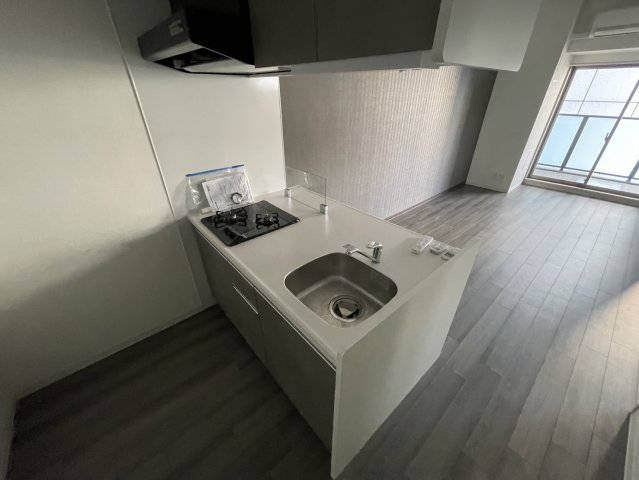 キッチン　同物件別部屋写真