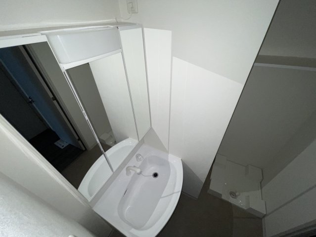 洗面設備　同物件別部屋写真