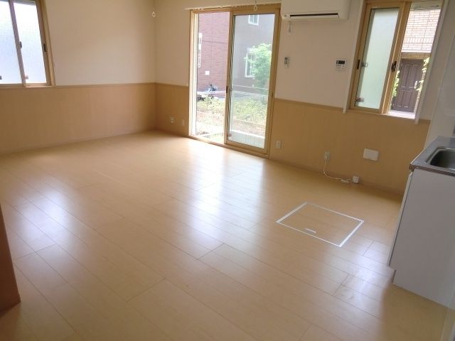 居室・リビング　角部屋２面採光