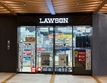 コンビニ　ローソンパークタワー勝どきミッド店（コンビニ）まで240m