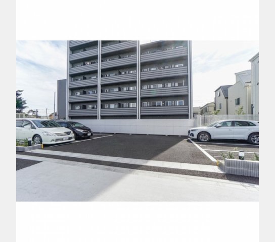 駐車場　☆駐車場☆