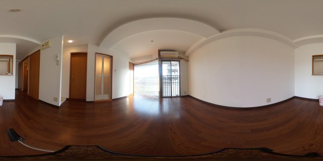 プレアール武庫之荘の居間写真