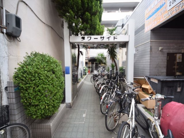 エントランス　マンションタワーサイド　エントランス