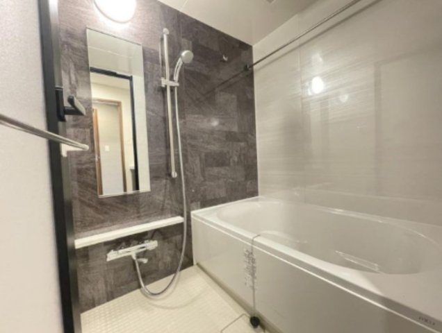 バス・シャワールーム　バス※別部屋参考写真